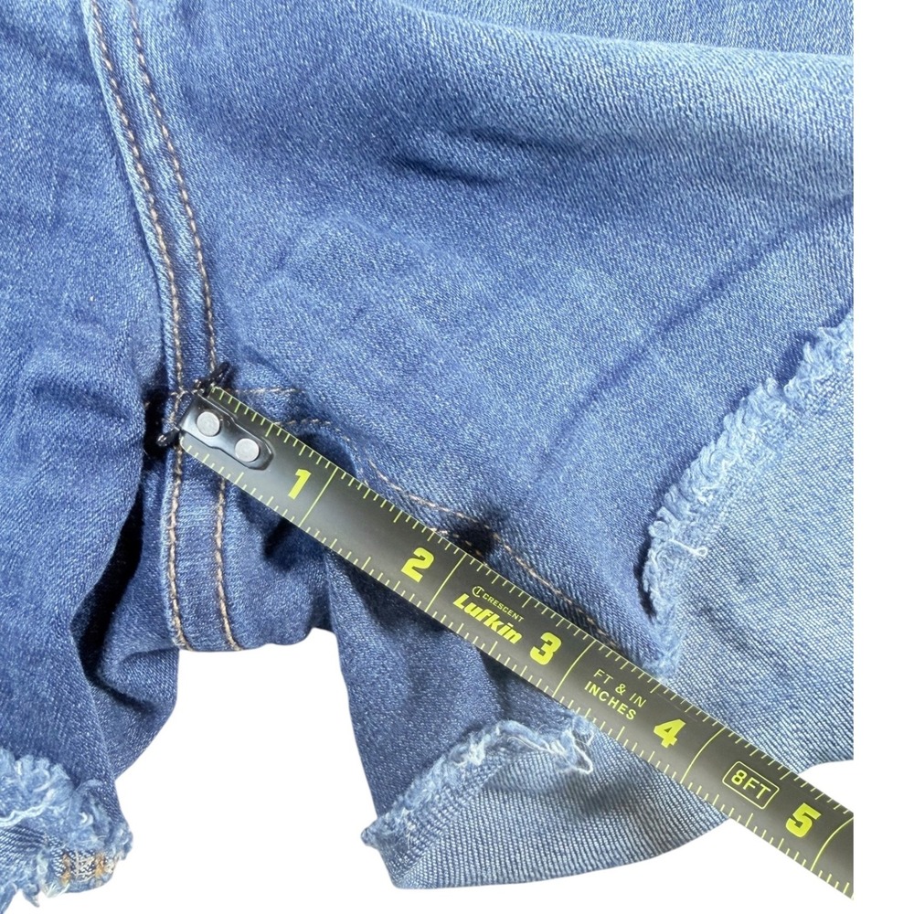 Just Black Denim Shorts Womens 26 Blue Excellent Distressed Raw Hem Made in USA - Picture 4 of 6